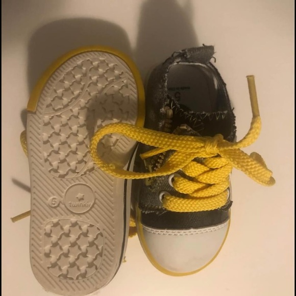 Twinkie Shoes - Picture 3 of 3